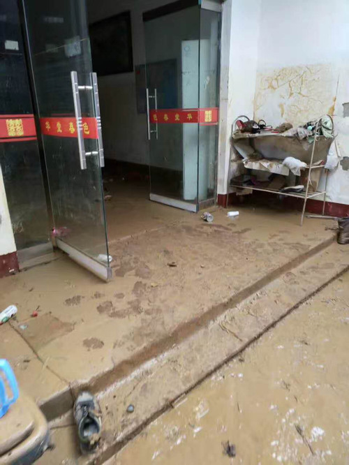 重建家園！湖南樂賢公司慰問洪水重災區(qū)寧鄉(xiāng)代理商 - 淘寶皇冠店鋪大全 - 金稻